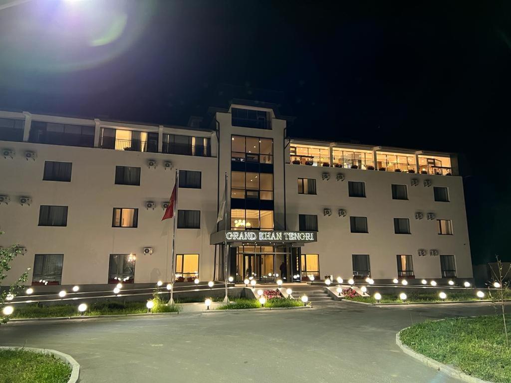 Grand Khan Tengri 4* Naryn Exterior photo