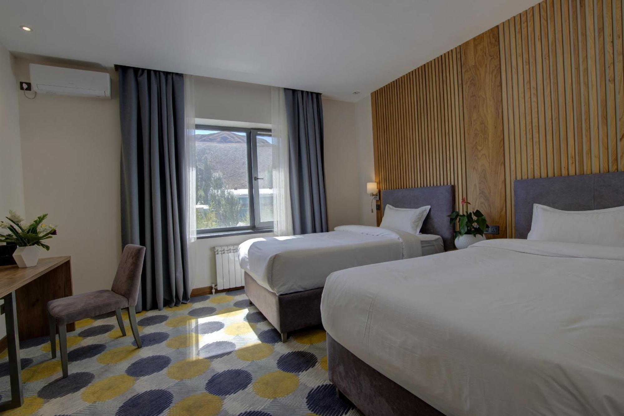 Grand Khan Tengri 4* Naryn Exterior photo