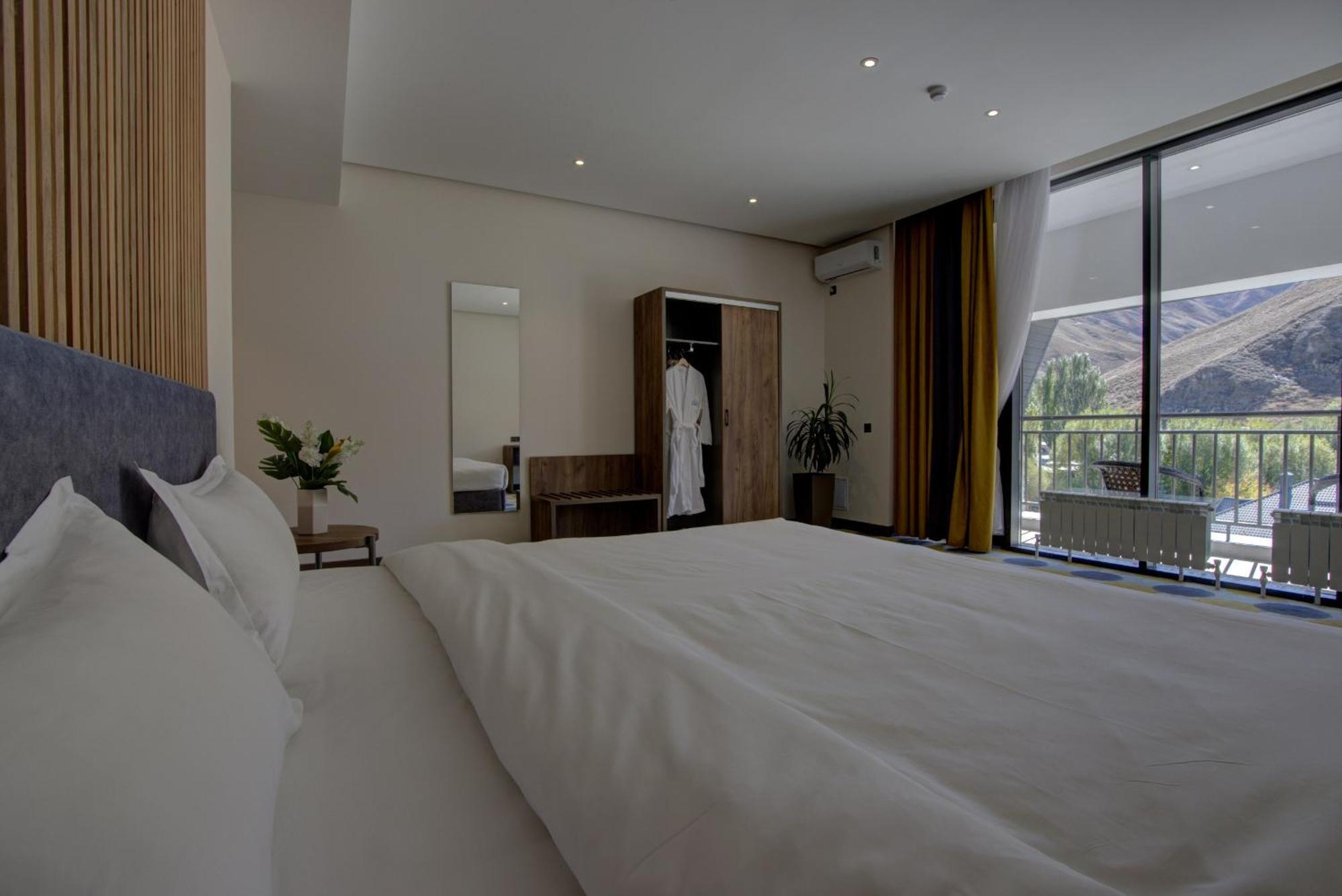 Grand Khan Tengri 4* Naryn Exterior photo